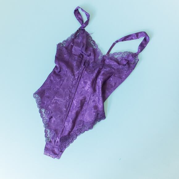 Victoria's Secret Gold Label Purple Satin Button Bodysuit Lingerie Womens Small - Picture 7 of 7